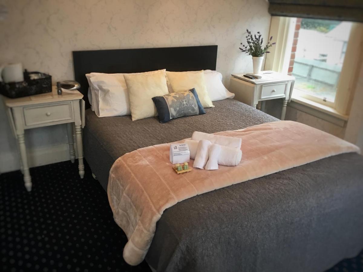Royal Mail Hotel Lumsden Екстер'єр фото